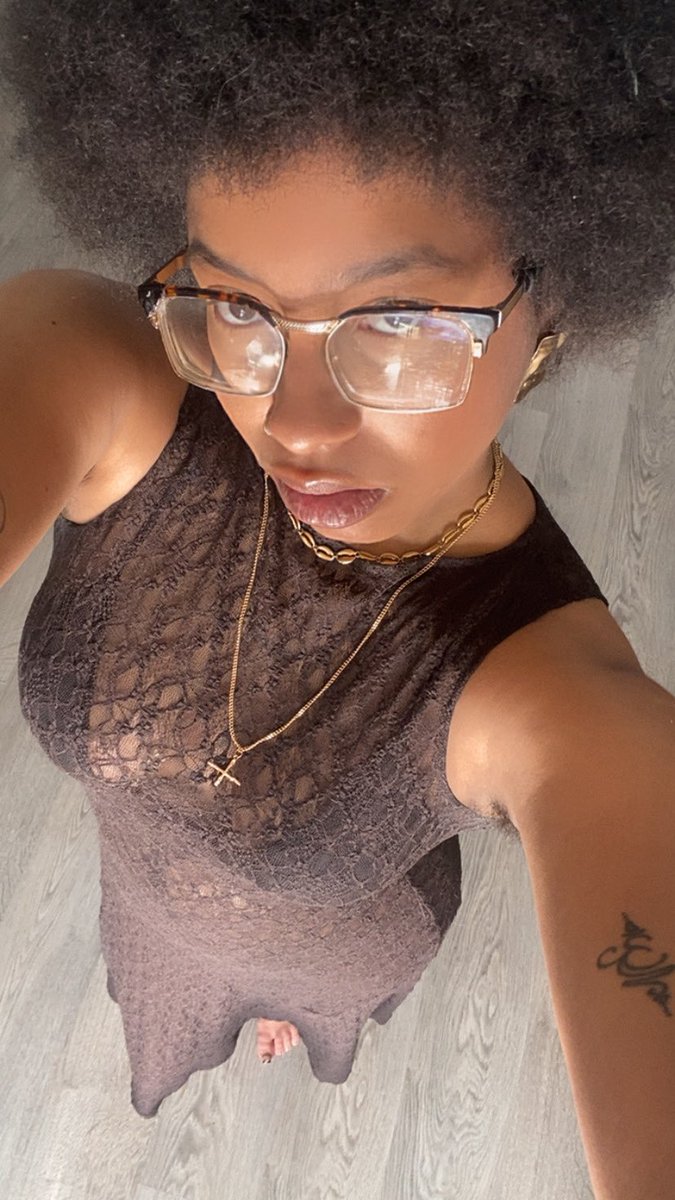 princess j👑 tweet media