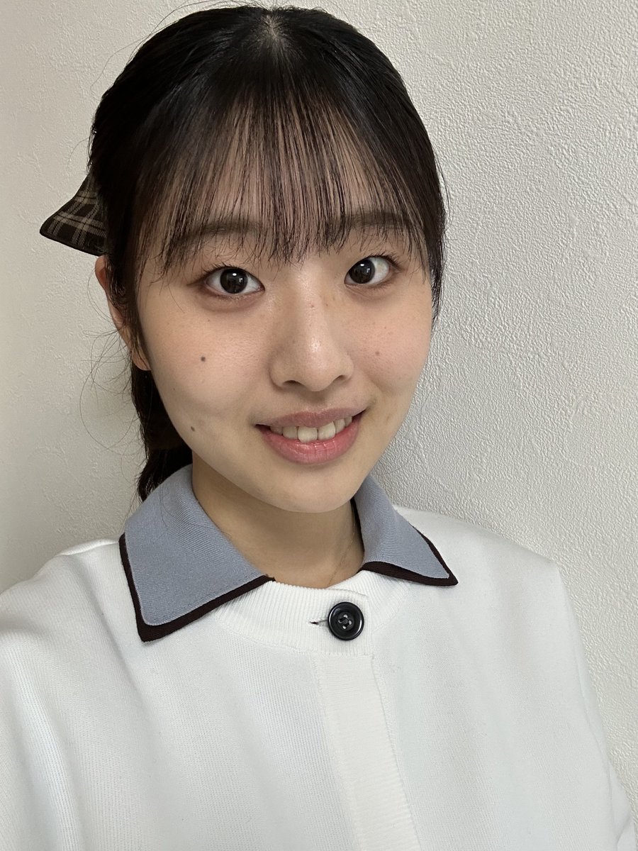 沢山の方がフォローしてくださってて…😭
ありがとうございます🌱✨
日課の自撮りしかないですが……

▼4/26 20時から1h初配信！▼
showroom-live.com/r/circle2026_0…

その後TikTokに移行配信します〜！
あと！Instagramもよければ覗きにきてください！（詰め込み）
#ミスサー　#ミスサークルコンテスト