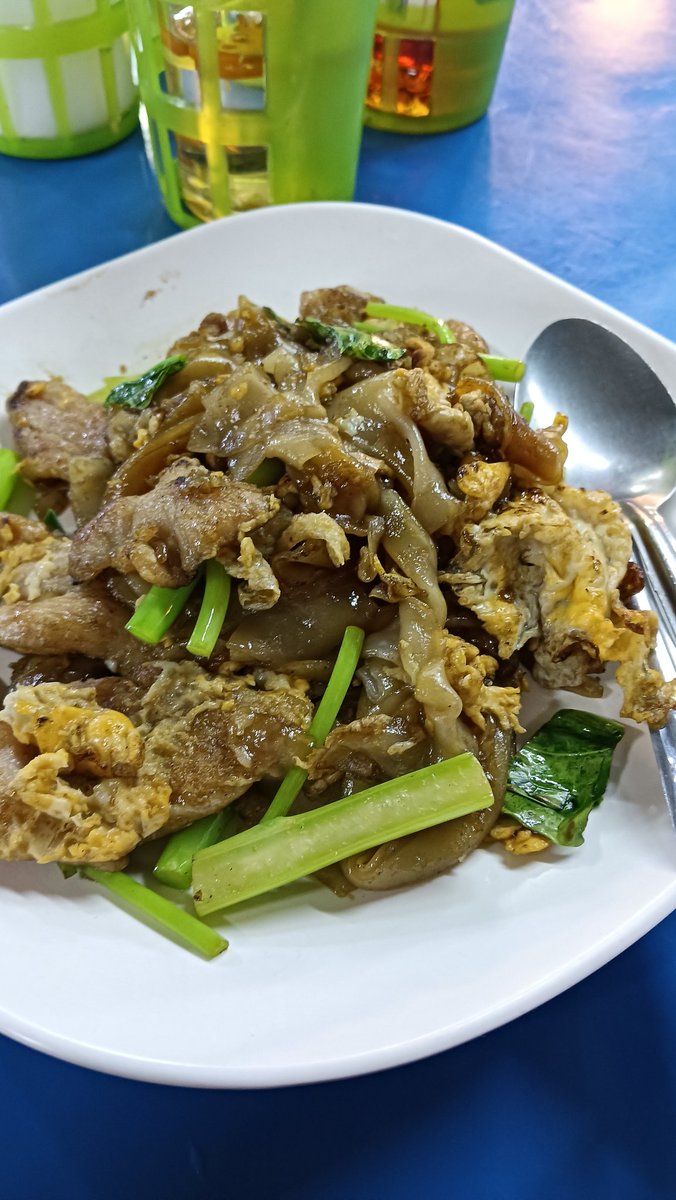 🐷โอ๊ต ♥️🤍💙💙🤍♥️ tweet media