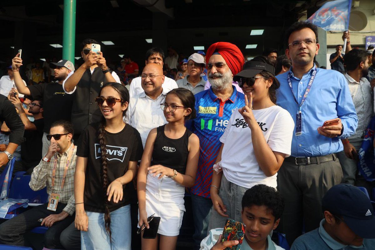 LG Delhi tweet media