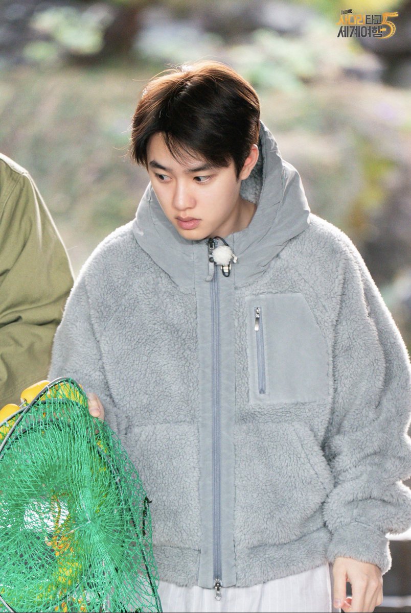 今日は
 #世界ペンギンの日
　
２大推しの日だー🐧♡

#2PM
#leejunho
#exo
#DOHKYUNGSOO