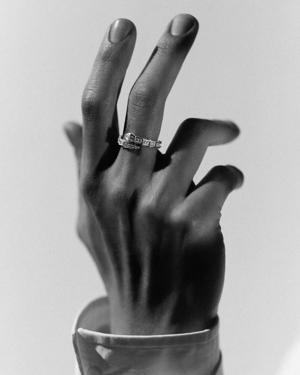 april 💫✨ tweet media