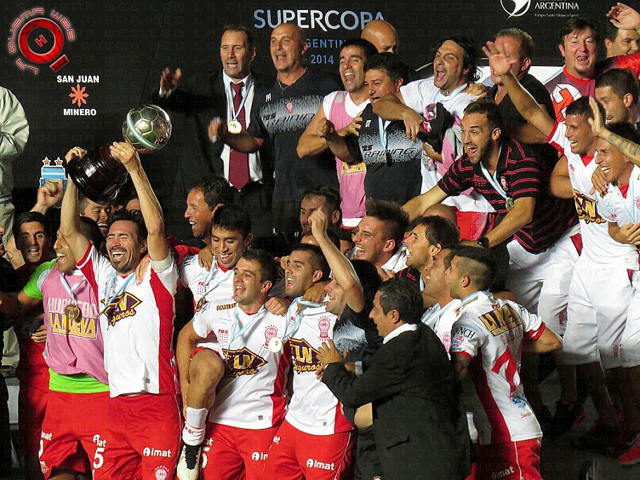 laquemaweb's tweet image. #Huracan #River A 11 años del último título del globo. La Súper @Copa_Argentina Ojalá caiga rápido el próximo