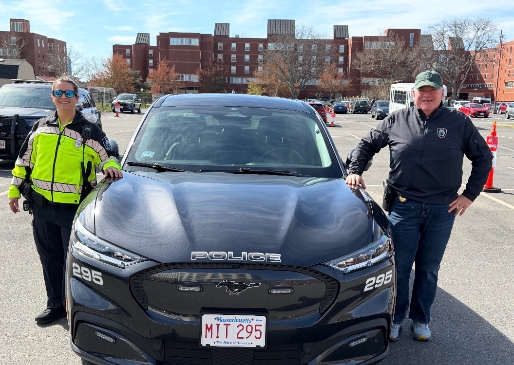 MIT Police tweet media