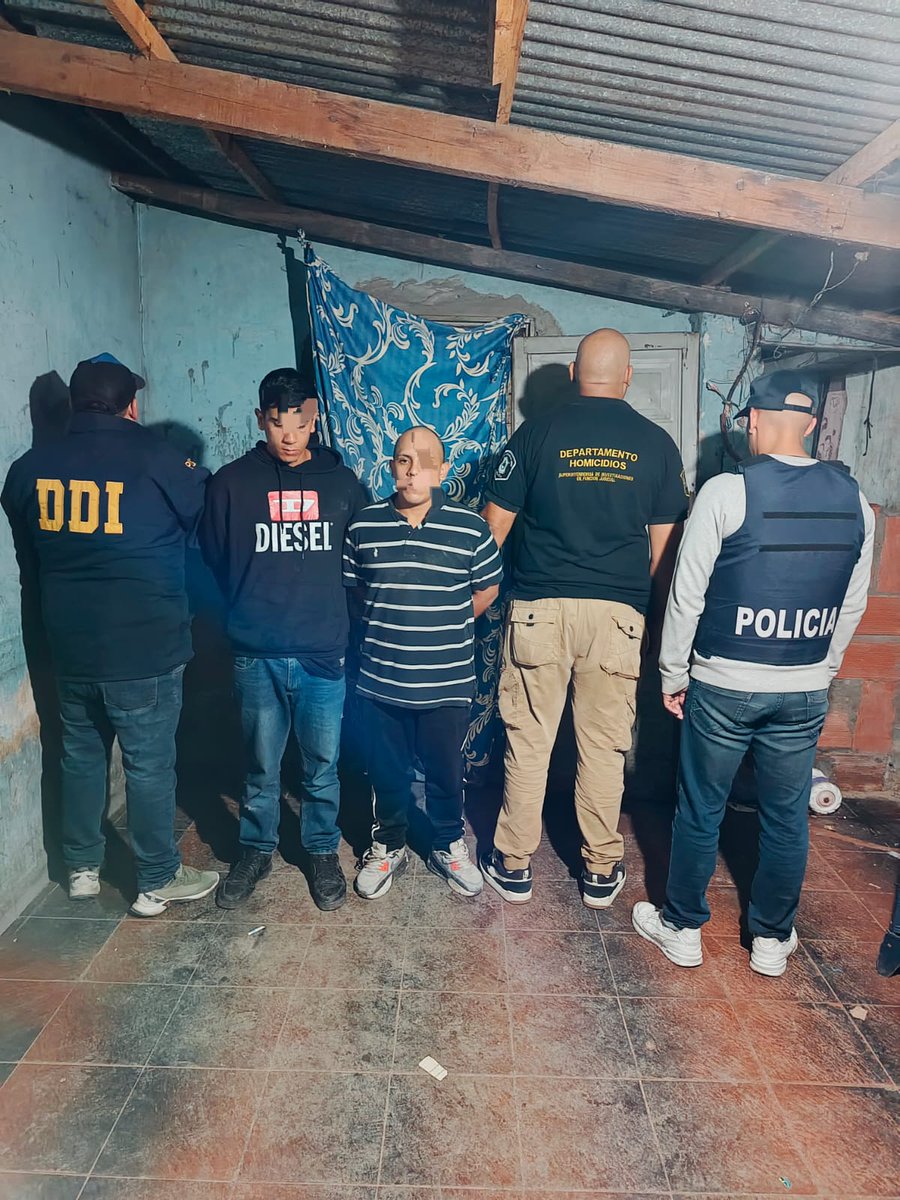 Vía Szeta tweet media