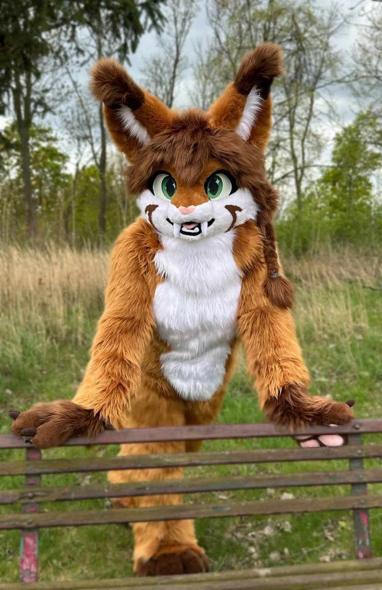 Dbleki's tweet photo. Planti fullsuit for Jinx that I finished just recently 😊 ❤️ https://t.co/pVF87iKYAW