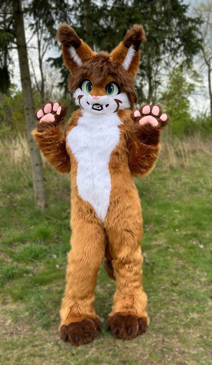 Dbleki's tweet photo. Planti fullsuit for Jinx that I finished just recently 😊 ❤️ https://t.co/pVF87iKYAW