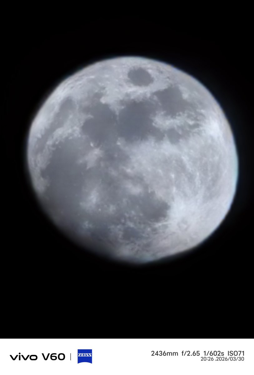 abdalrahmant's tweet photo. Full moon https://t.co/Cp0fUyOs9Y