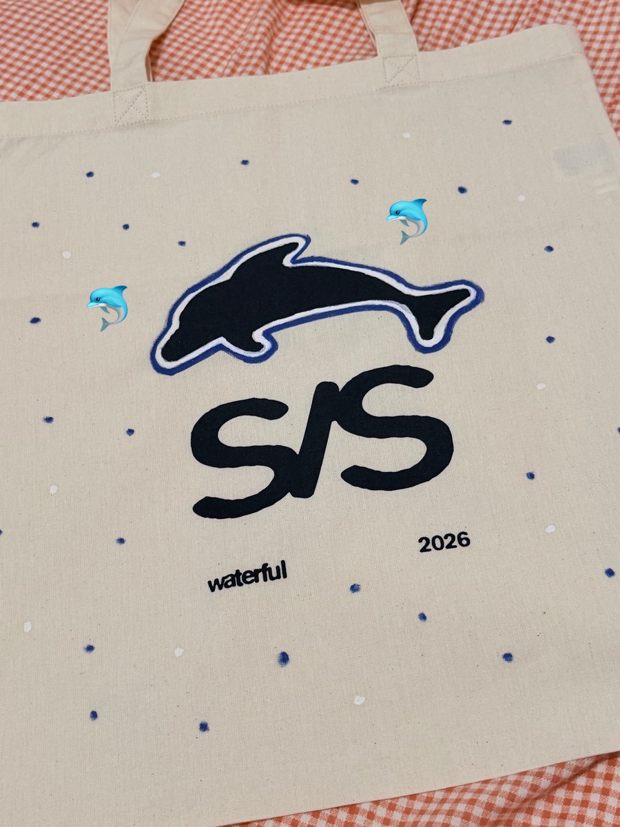 #SHEISSUMMER 

ラストライブから5年。

日々を重ねてもそれでもやっぱり大好きだと思える世界で、大好きだと思わせてくれる人。

思い出はいつだって
SISの音楽のなかにつまってる。

🐬🫧