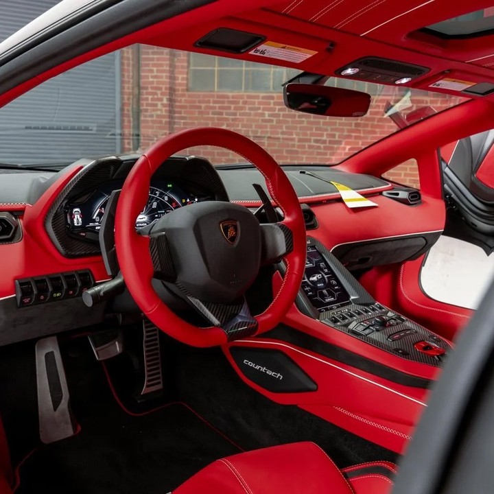 metroTM33's tweet image. #Lamborghini Countach