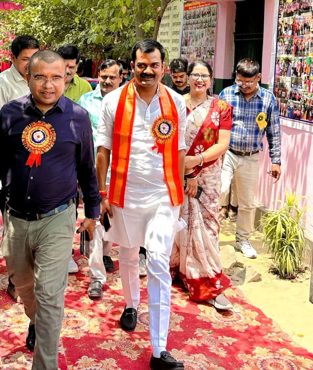 Dr. GORAKHNATH PATEL Bsa Jaunpur tweet media