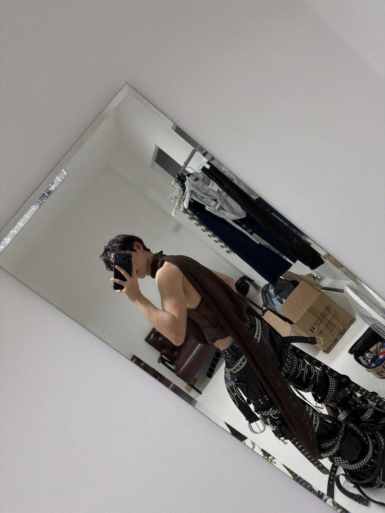 WEofficialTH's tweet image. 250426 | Instagram Update

📸 est_rvp : sth diff

🔗 : instagram.com/p/DXjpkguCX6a/…

#est_rvp
#WEofficialTH
