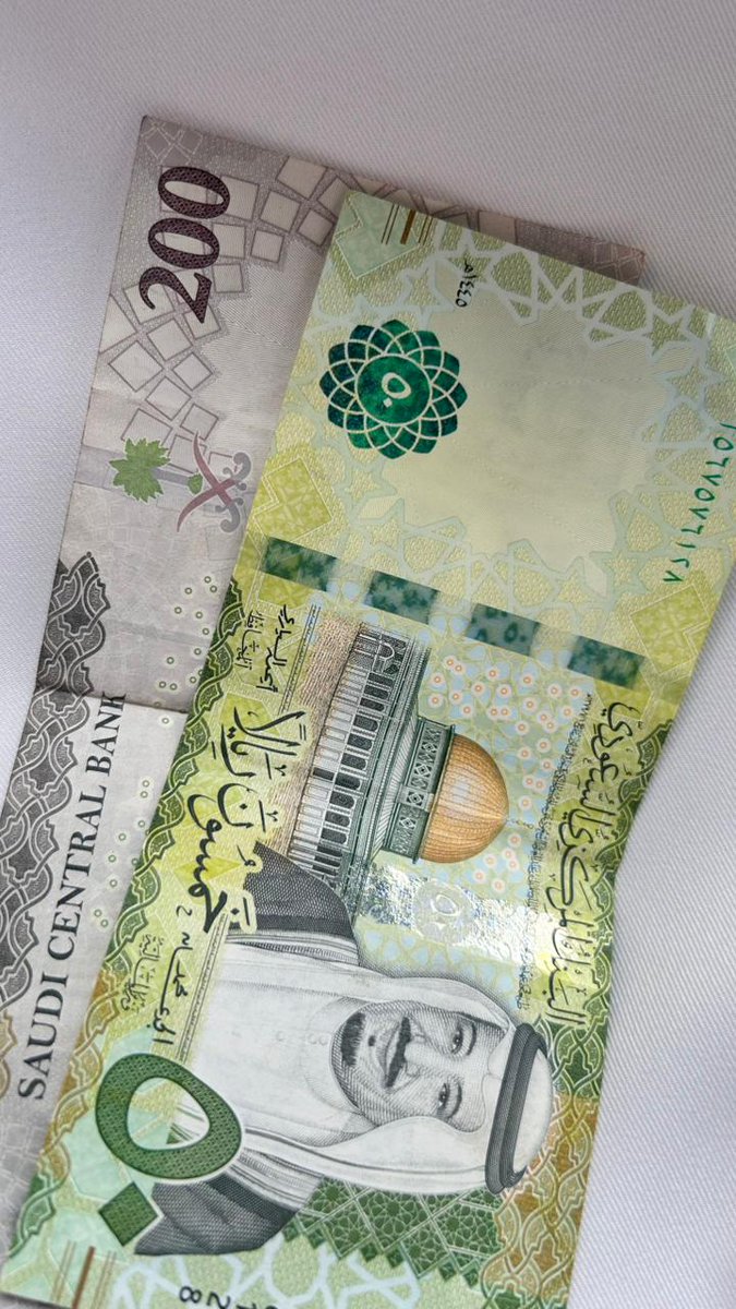 Eddie Moore tweet media