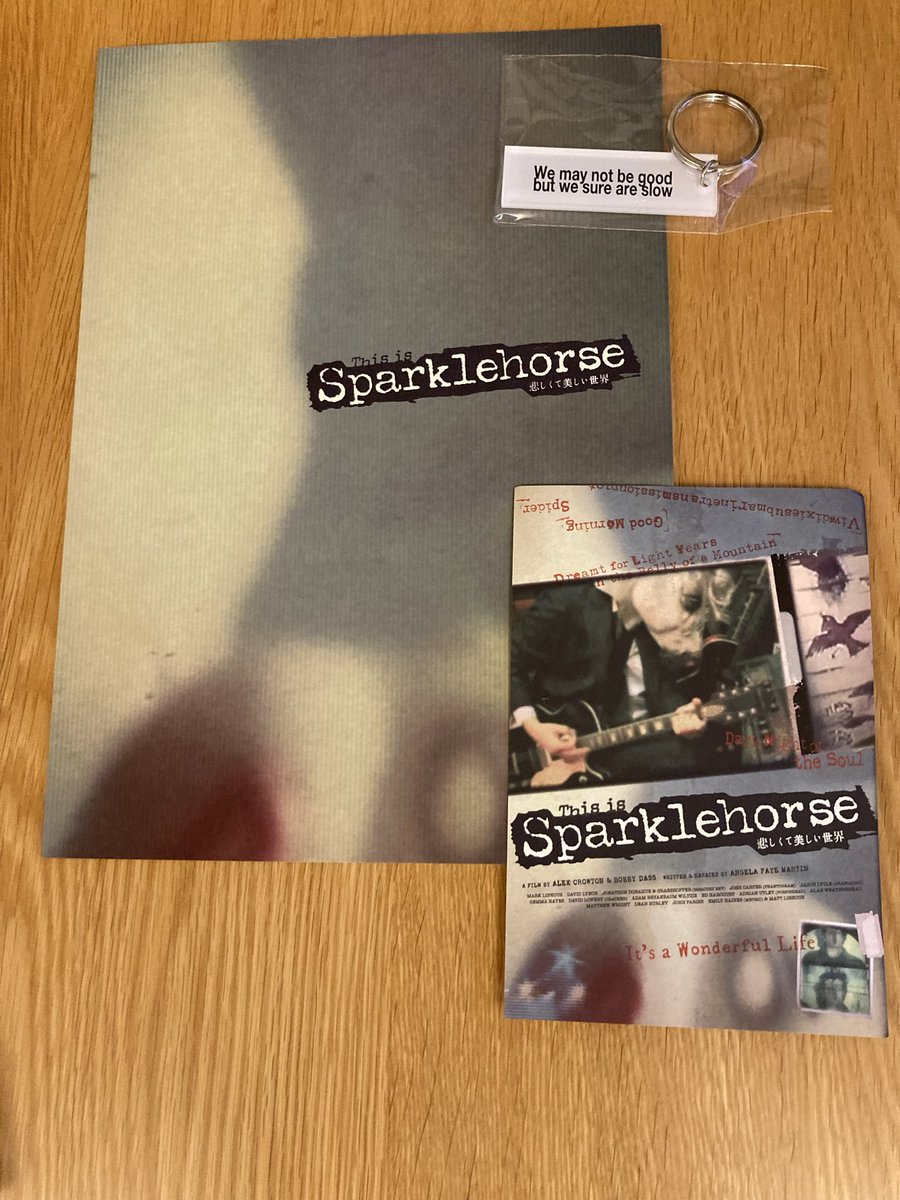 torima19's tweet photo. sparklehorse のドキュメンタリー面白かった。音楽と死しか知らなかったので、こんな人だったとは。。Vic Chestnutとのエピソードも胸が熱くなった。
たまたまトークショーの回だったのでお得でした。
映画館でかけてくれて本当にありがとう！ https://t.co/Y1GobEY832