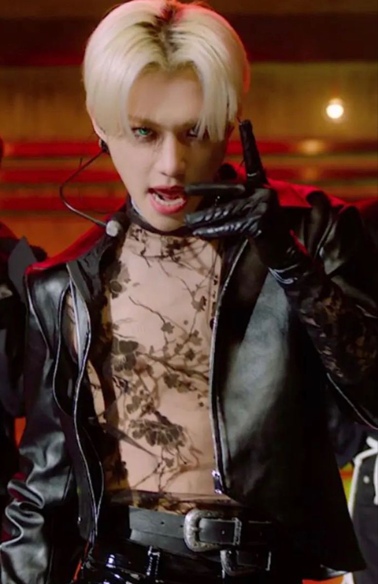 FELIX STREAM STATION 🩷 tweet media