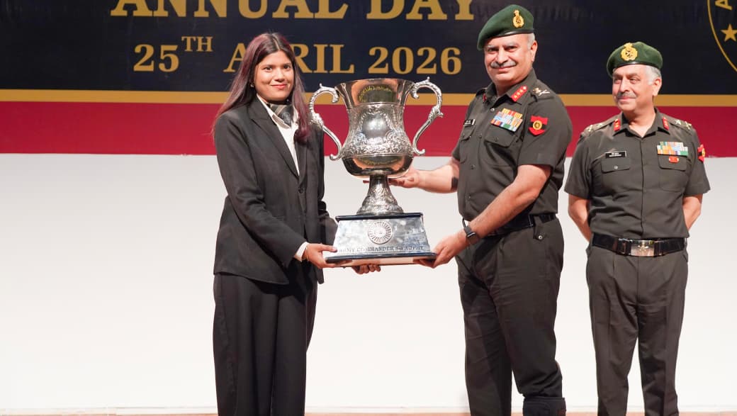 westerncomd_IA's tweet image. #InServiceOfTheNation
#NationBuilding

Lt Gen Puneet Ahuja, AVSM, SM, VSM, Chief of Staff, HQ #WesternCommand and Patron, #ArmyInstituteOfLaw, Mohali, graced the Annual Day Celebration of AIL as the Chief Guest, along with Mrs Anureet Ahuja, Regional Vice President #AWWA, as the