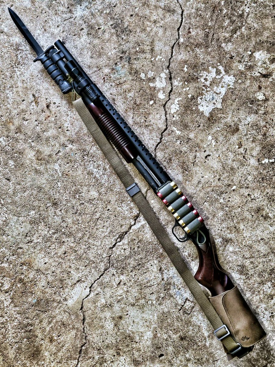 Mossberg tweet media