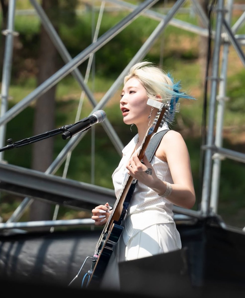 ᨒ ˖* ☆ jungie. 𒄆 tweet media