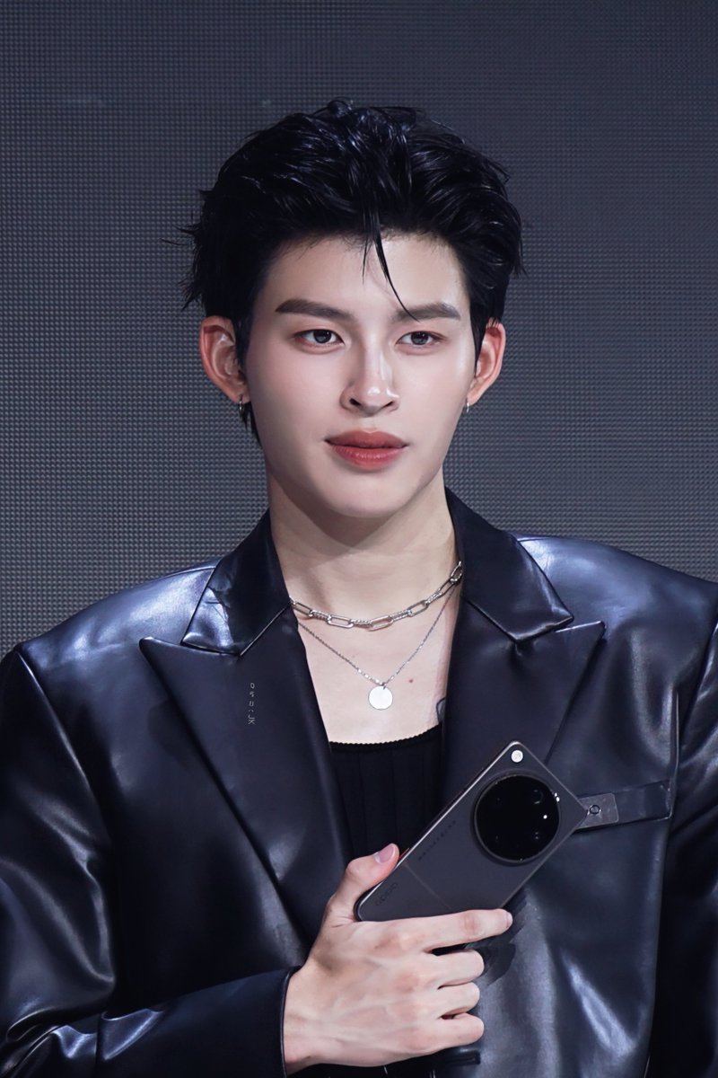 💢 จ ร ย : JK tweet media