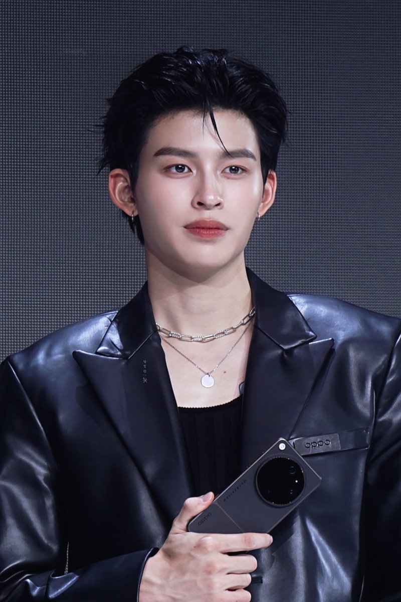 💢 จ ร ย : JK tweet media