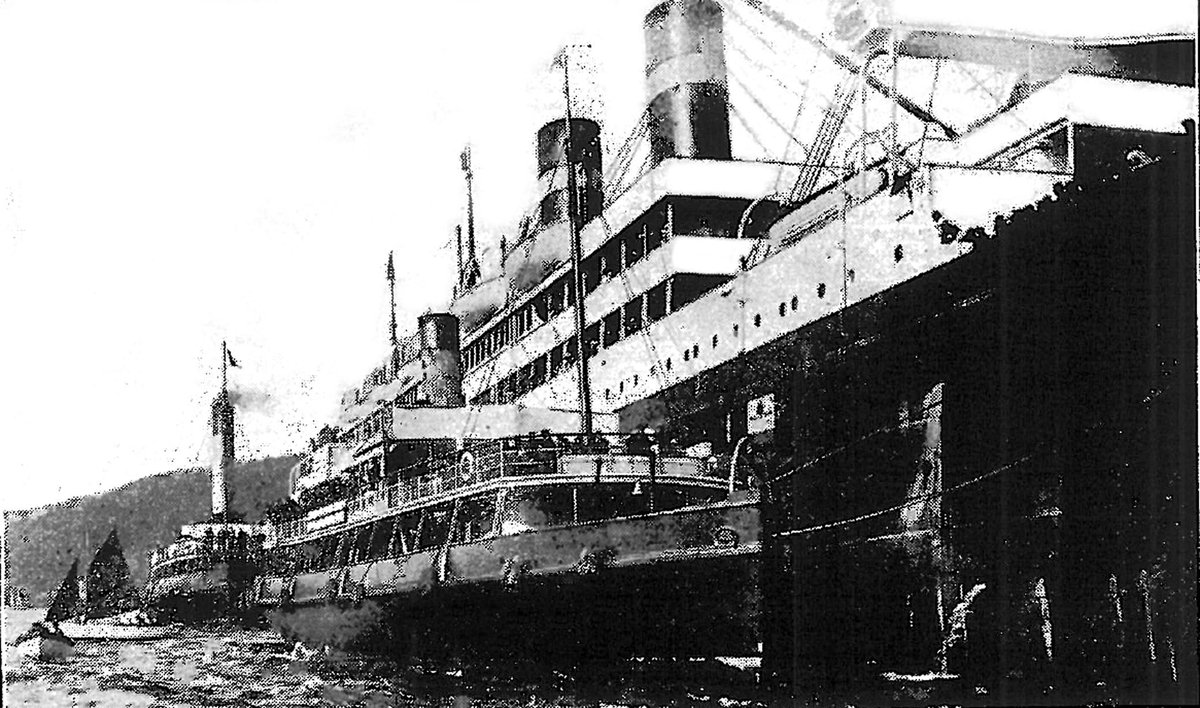 MeriaRmsTitanic's tweet image. On 28th April 1912, at 8 AM, the SS Lapland, carrying the 167 crew members of the #Titanic who had been able to leave New York, dropped anchor in Cawsand Bay off Plymouth. The tender Sir Richard Grenville then took the crew back to Plymouth harbour.
#Titanic114 #TitanicTimeline