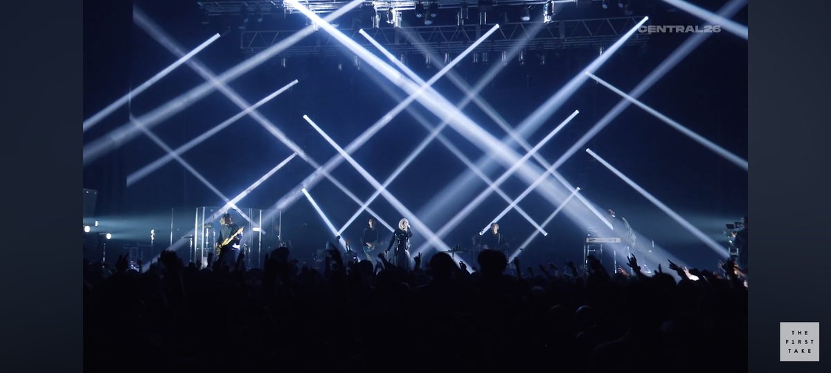 1indFWdqKC15729's tweet image. #ReoNa
カッコイイ👍 キレイ✨ そして、所々で魅せる笑顔が、たまらなくカワイイ🫶（写真は無いけれど…）
何度だって…何度だって…何度見ても飽きない。
幸せな時間をありがとうございました！
#Weaker 
ずっと そう ずっと 足掻いていけ
行くんだよ weaker
#ANlMA
魂の色は 何色ですか