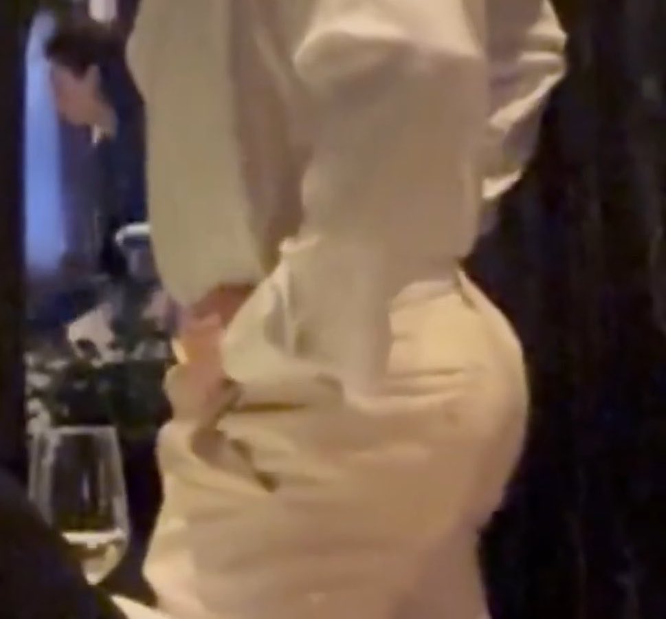 justine ✮ tweet media