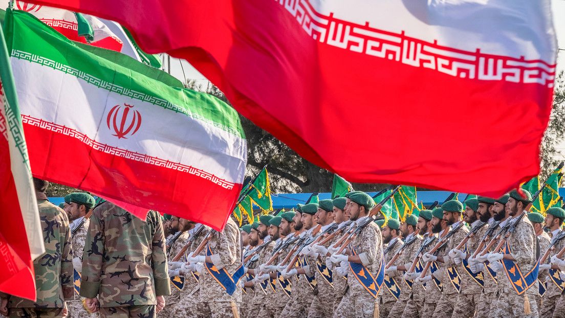 Irán advirtió a EEUU que responderá con represalias si continúan “bloqueos, robos y piratería” en la región, mientras las negociaciones quedan en el aire tras la fallida reunión en Islamabad.