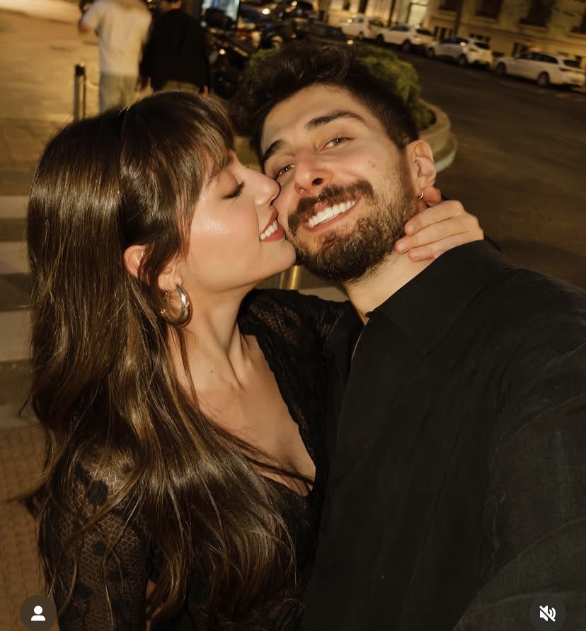 Kraliçem geldi ne iyi ettinde geldi sen çok mutlu ol bir ömür boyu o kadar güzelsinizki Allahım sizi nazarlardan korusun 🧿❤️ #SılaTürkoğlu