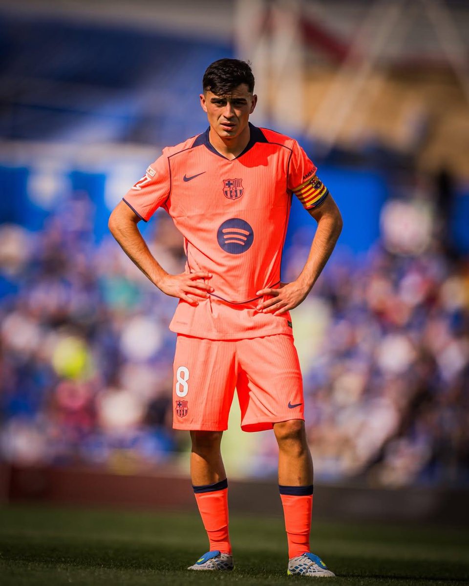 Ayomide💙❤️ tweet media