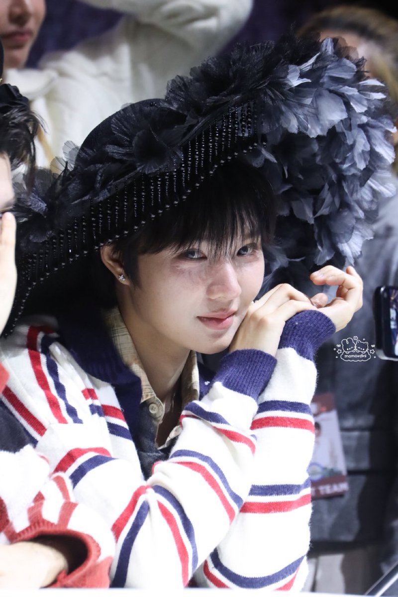 melyn❦ tweet media