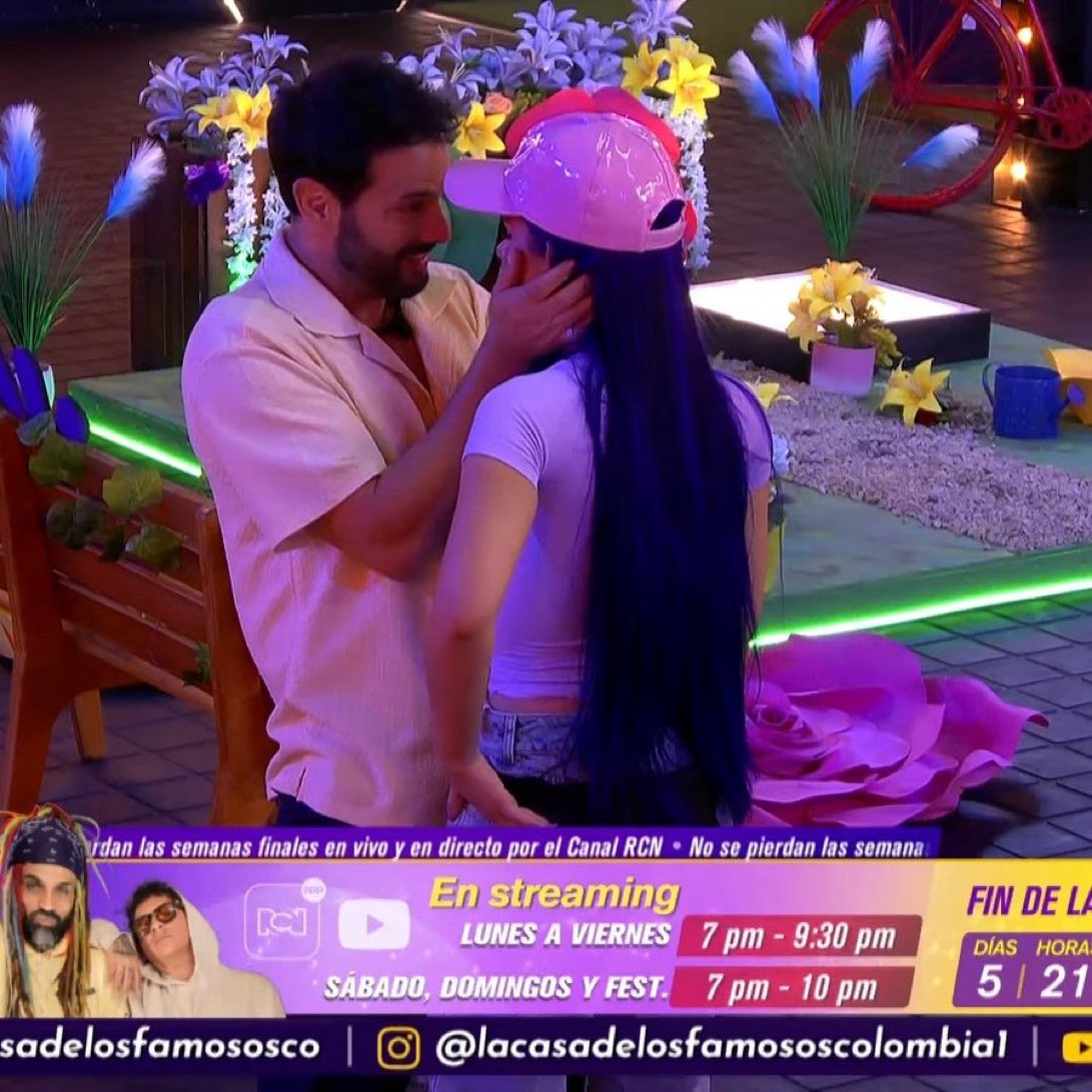 Opinologoos's tweet image. Amigos como Alejandro necesitamos todos en esta vida.

#LaCasaDeLosFamososCol
#LaCasaDeLosFamososCol3
 #LCDLFCOL #LCDLF3 #TeamZorroViejo 
#PandillaGateX #NoTeInforma