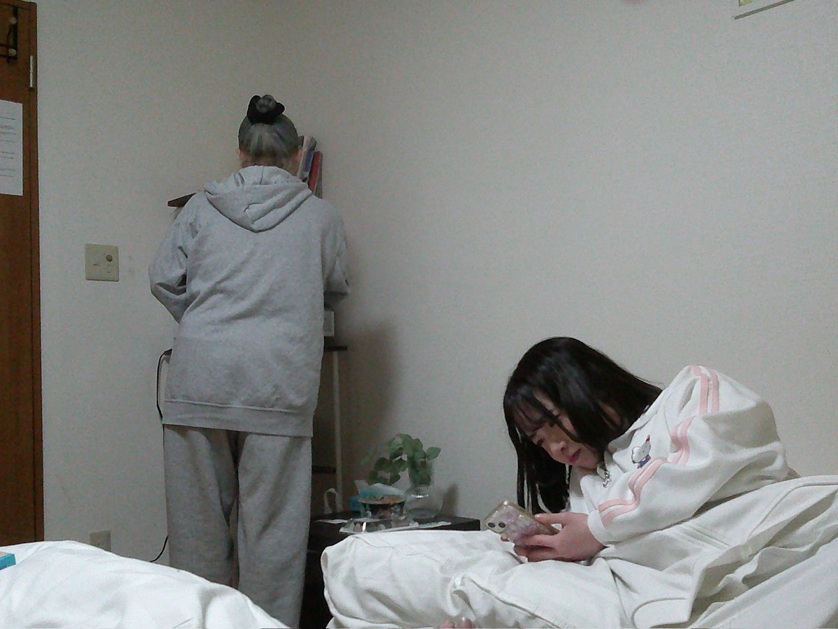 世界めると tweet media