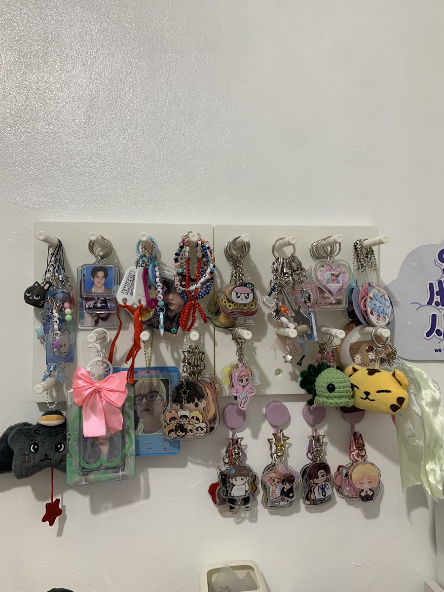 𝓐𝓼𝓱𝔂𝓱𝓲 ౨ৎ | saw Trejo upclose🥹 tweet media