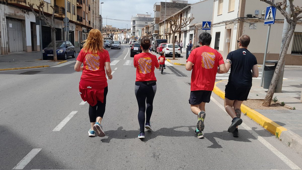 cpnules's tweet photo. 🔥 Quin goig el pas de la Flama del Correllengua per #Nules!

De Salses a Guardamar i de Fraga a Maó, tot un poble mobilitzat per la seua llengua.

Moltes gràcies per formar part d'este esdeveniment històric. Continuem! https://t.co/x9NoaYct3i