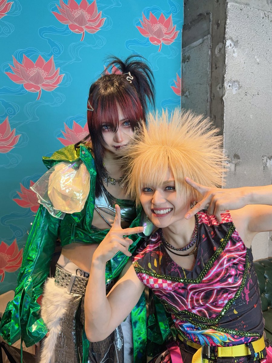 グラビティ 六 tweet media