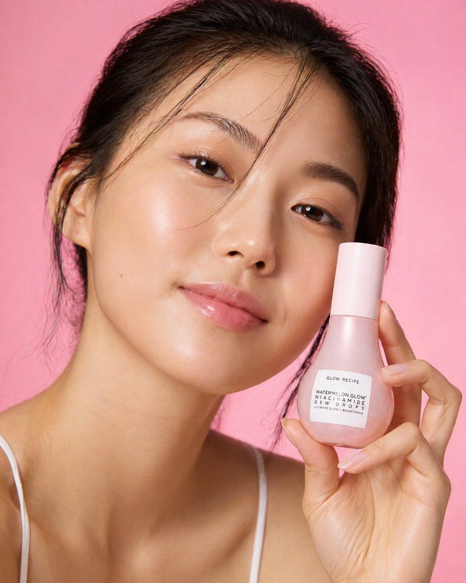 relishdoze's tweet image. Struggling with dull skin?

This viral serum promises instant glow 👀
But does it actually work?
👉 Read our honest review:
relishdoze.com/glow-recipe-wa…

#Niacinamide #GlowingSkin #SkincareIndia #BeautyReview