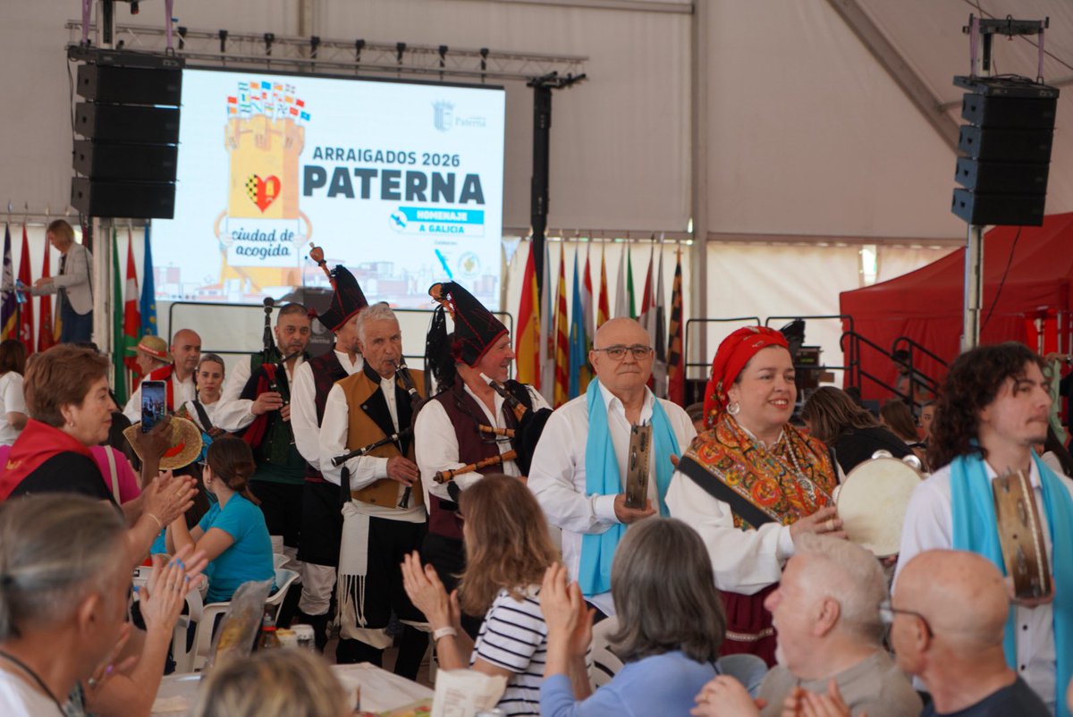 Qué ambientazo hemos vivido en Arraigados Paterna 2026 ✨

Homenaje a Galicia, tierra de tradición, de gaitas que suenan a casa, de gastronomía que sabe a mar y de una cultura que se siente y se comparte 💙

Paterna es y será siempre tierra de acogida 👏🏻