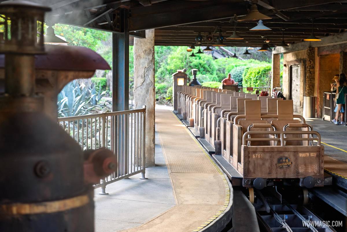 WDWMAGIC.COM tweet media