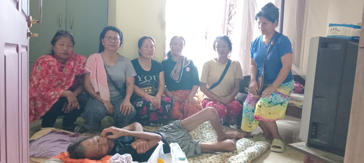 DtoKolasib's tweet photo. SHG-Village Organisation (VO),Kawnpui under Thingdawl Block visited TB Patients and give Nutritional and Psychosocial Support. @ntepMizoram @TbDivision https://t.co/t6KamUBFTC