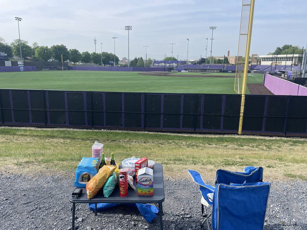 Happy Gameday!!!
Spring Edition

What a backdrop for a Tailgate!!!!