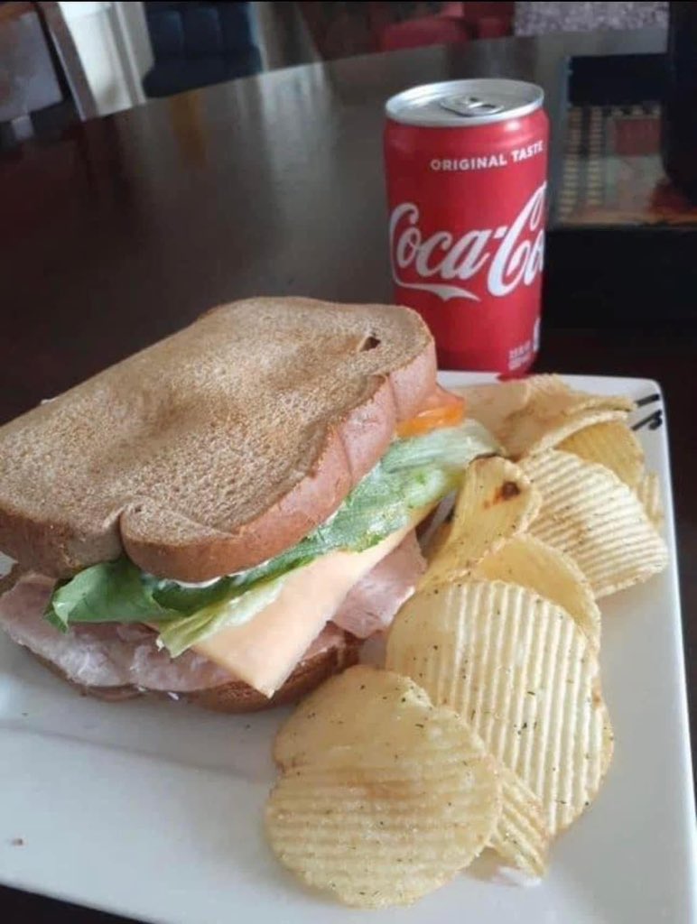 Marie🧚 tweet media