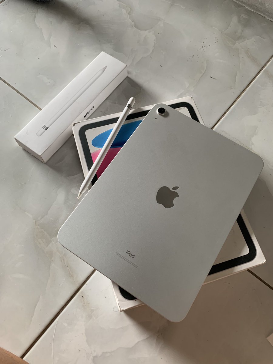 bellyboatstr's tweet photo. ipad 10 fullset internal 64gb plus aple pen gen 1 fullset semua. harga 5jt dapet semua
#zonauangㅤ #zonajajan #ipadgen10 https://t.co/Pux9dtpQQj