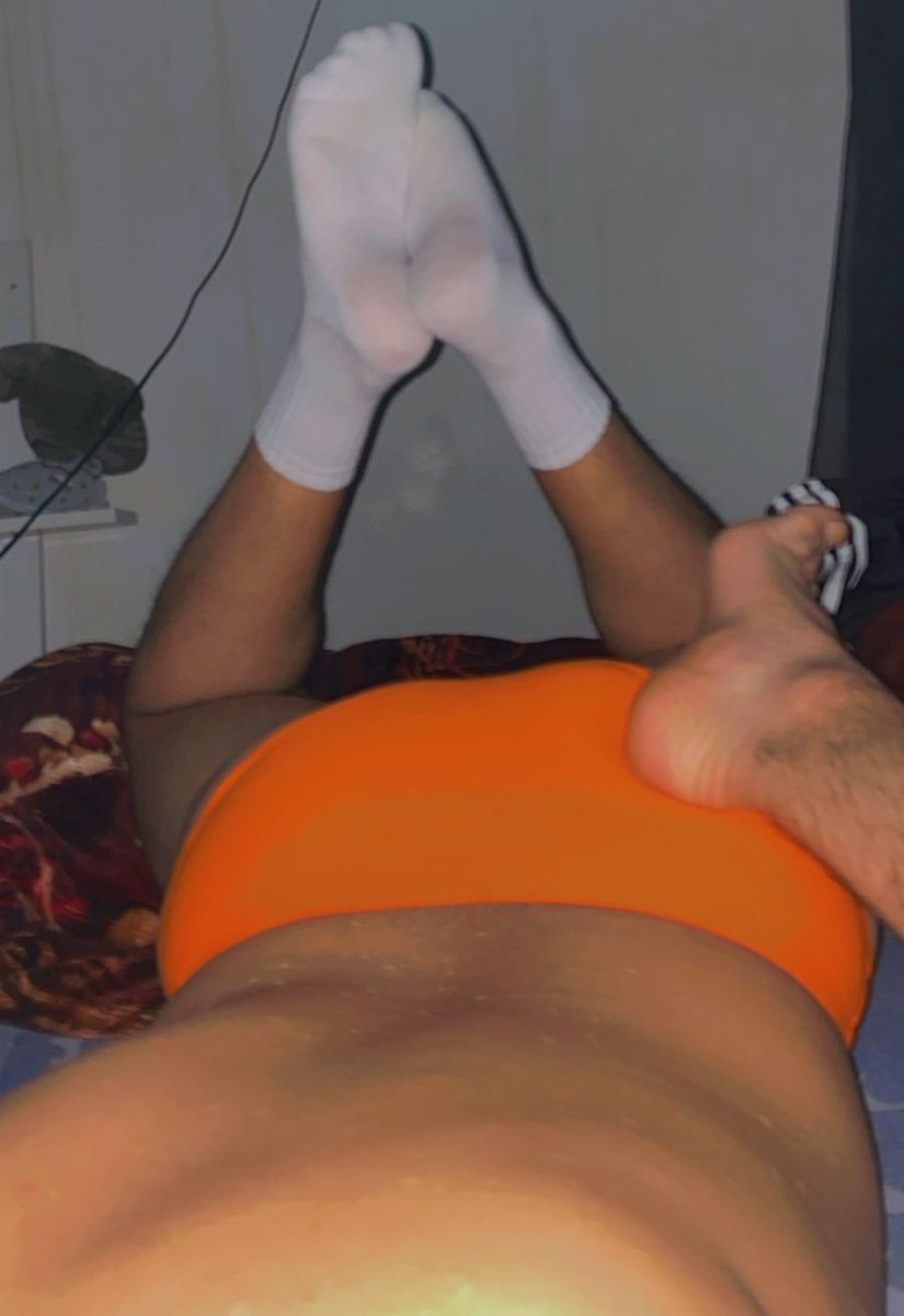 chaaa_ben's tweet photo. J’aime quand un homme prend le contrôle… et qu’il assure vraiment 🍆🍑👣

#Chudai #arabmen #gay #sex #gayporn #males #arabcocks #ass #gayarabe #rebeu https://t.co/VxAxZDAqtn