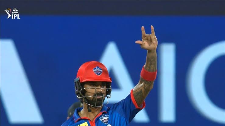 Dinda Academy tweet media