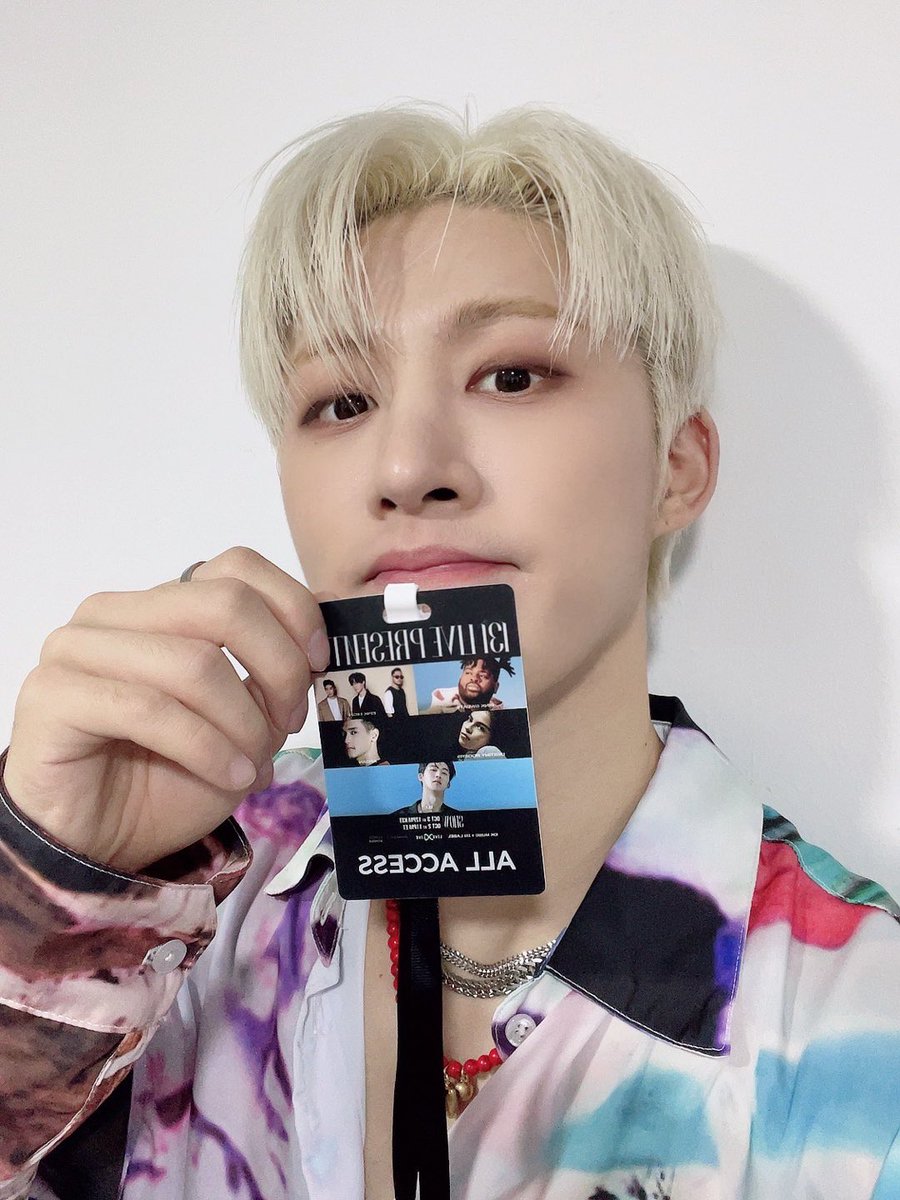 kimharubi's tweet image. 🗓️211003

"131 LIVE PRESENTS: B.I FIRST ONLINE CONCERT"

Photo①📸 cr. pic &amp;amp; TEAM B.I

정말 아주 오래된 일처럼 느껴져요.
모든 순간이 한빈이와 TEAM B.I가 차곡차곡 쌓아온 소중한 순간...🎞️✨

#BI #비아이 #김한빈 #KIMHANBIN #ビーアイ