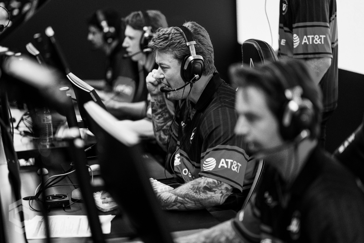 100 Thieves Roobet Counter-Strike tweet media