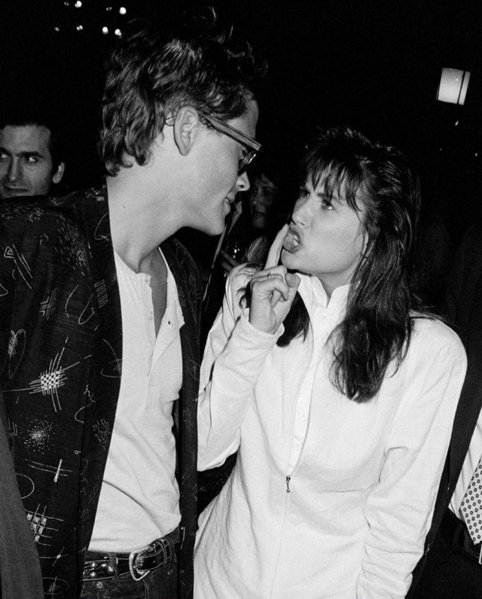 M00reDemi's tweet image. #FBF... honored to be this week’s guest on roblowe’s podcast, LITERALLY. Check it out: apple.co/literally