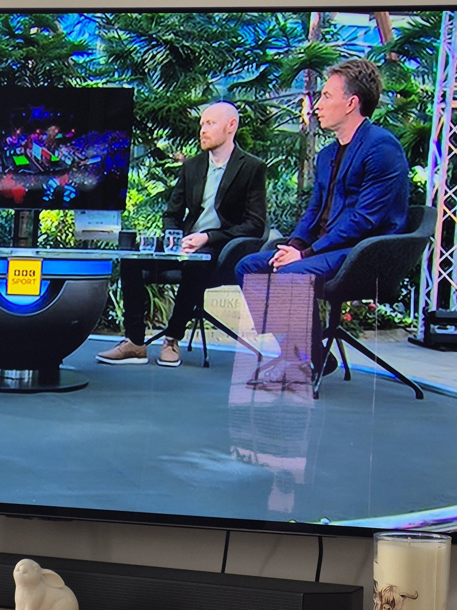 Walker78Ryan's tweet photo. wowser @Gary_Wilson11 doing the biz on punditry on BBC1, what a real fresh look to the coverage, gan on lad. 👍👍👍👍 https://t.co/wDqHHxRoOO