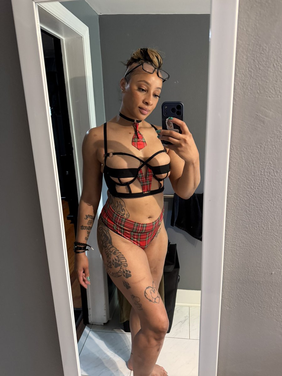 GODDESS Kendra Allure • 𝓣𝓱𝓮 𝓐𝓼𝓼 𝓣𝓲𝓽𝓪𝓷 • tweet media